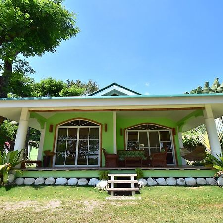 Greenland Residence House Zamboanguita  エクステリア 写真
