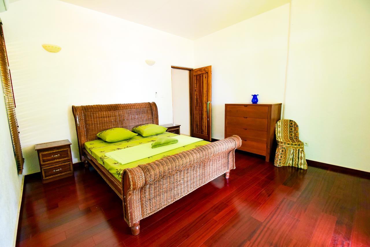 Greenland Residence House Zamboanguita  エクステリア 写真